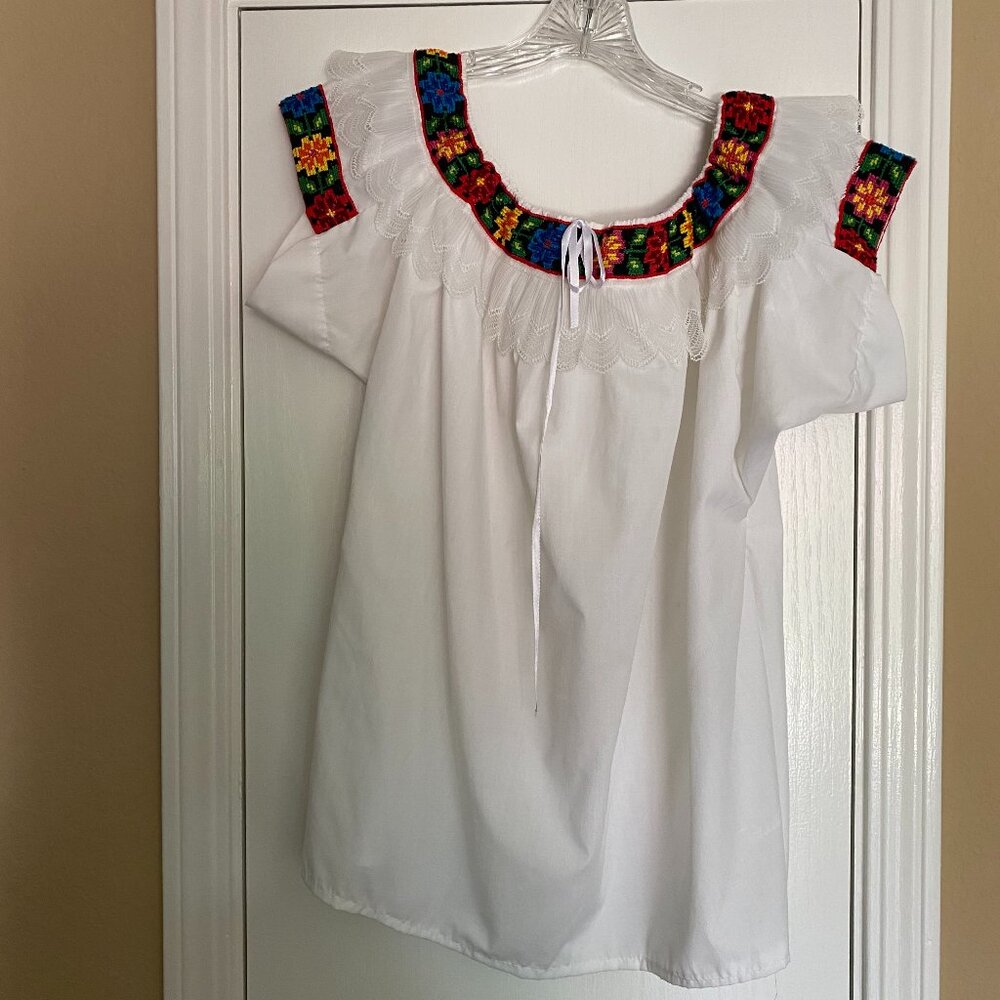 unbranded embroidered mexican short sleeve top